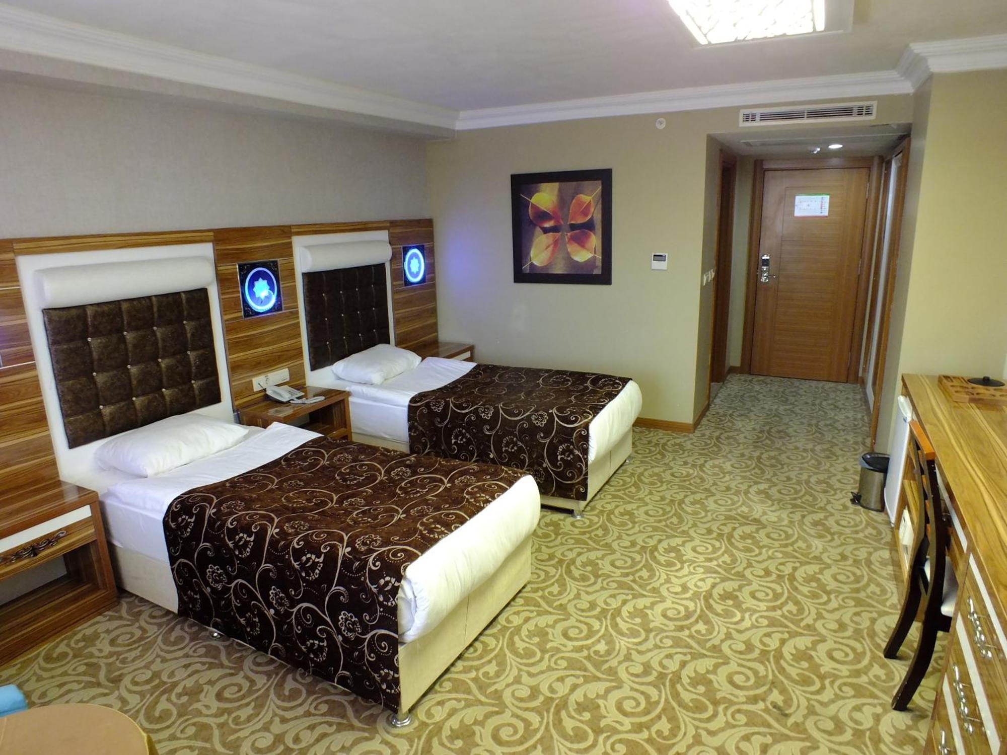 Demosan Hotel Karaman Exterior photo